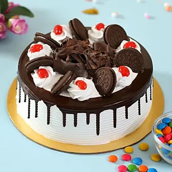 buy Dark Forest oreo cake at low and best price guaranteed